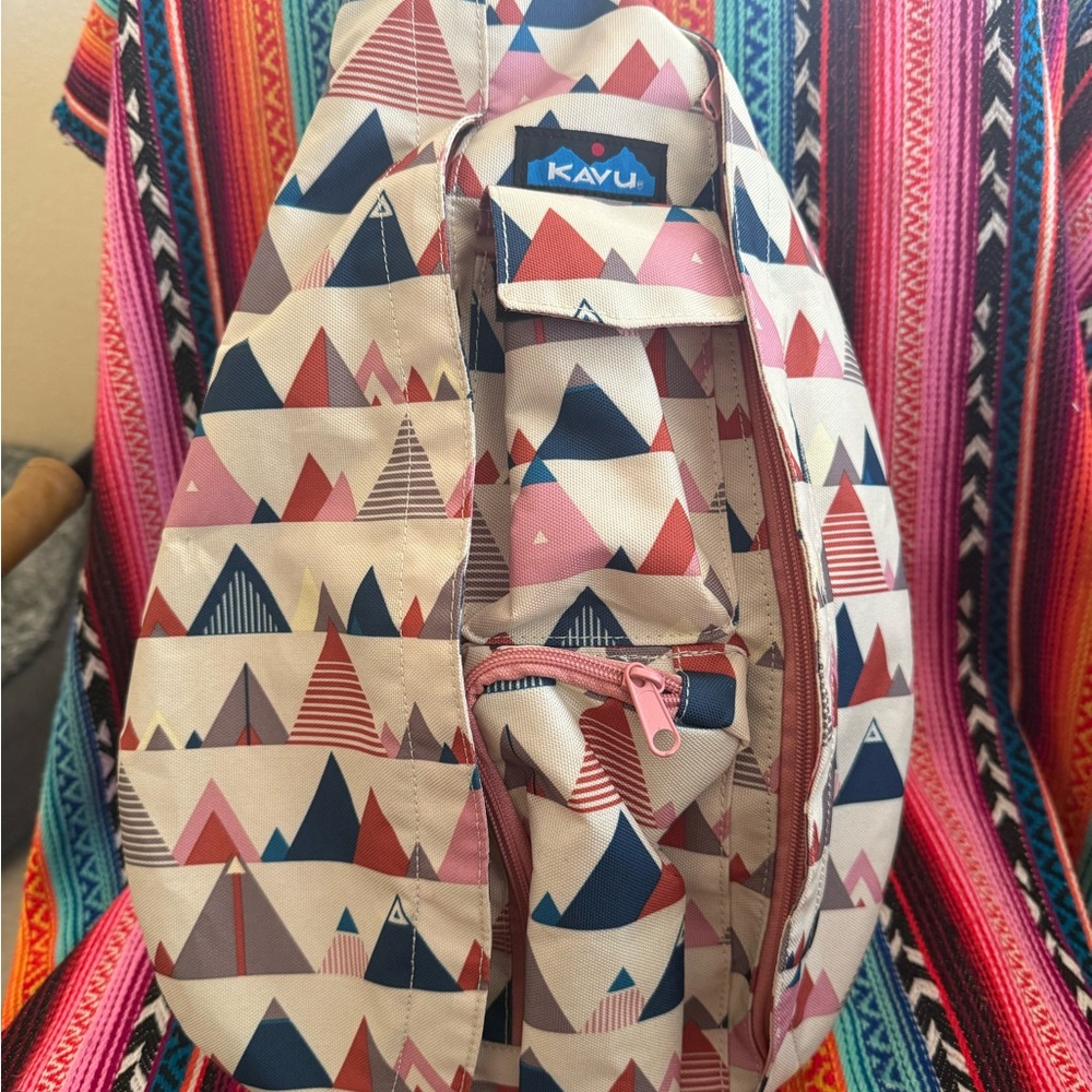 Kavu Geometric Sling Bag in Pink and Navy